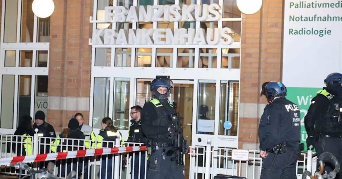 Συναγερμός για πυροβολισμούς σε πολυκατοικία στο Βερολίνο – Πέντε τραυματίες