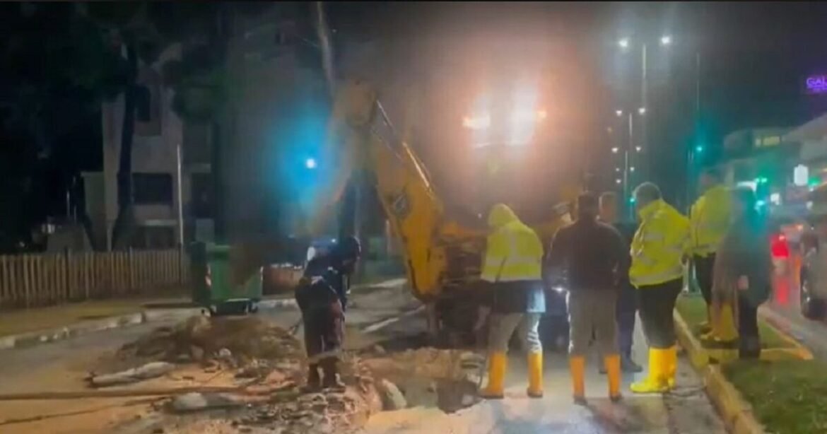 Συναγερμός στα Μελίσσια λόγω καθίζησης οδοστρώματος – Πού έχει διακοπεί η κυκλοφορία