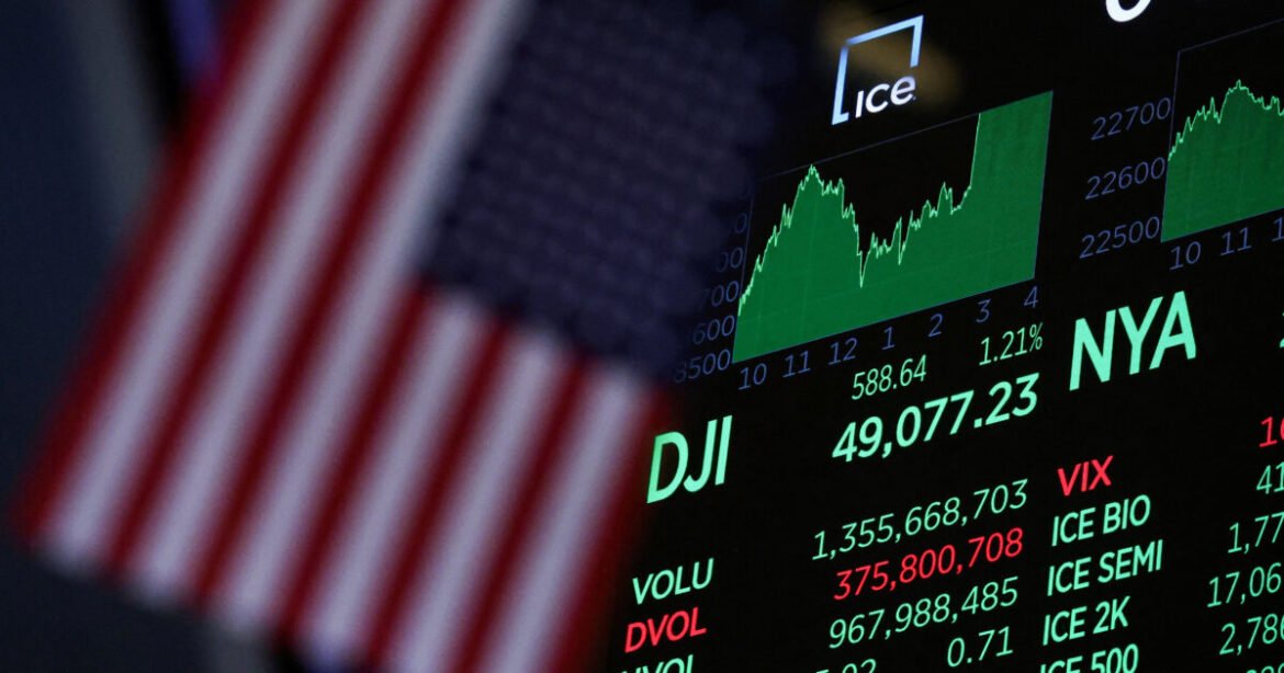 Wall Street: Με κέρδη έκλεισαν οι δείκτες λόγω ανόδου Apple και Meta