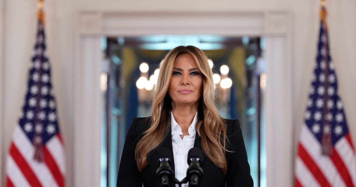 Παρέμβαση από τη Μελάνια Τραμπ για τα επεισόδια στη Μινεσότα: «Είμαι κατά των ταραχών, διαδηλώστε ειρηνικά»