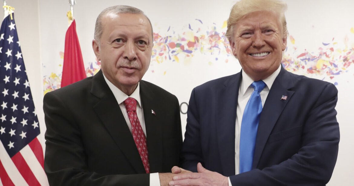Νέα επικοινωνία Τραμπ – Ερντογάν: Στο επίκεντρο η συνεργασία στην άμυνα