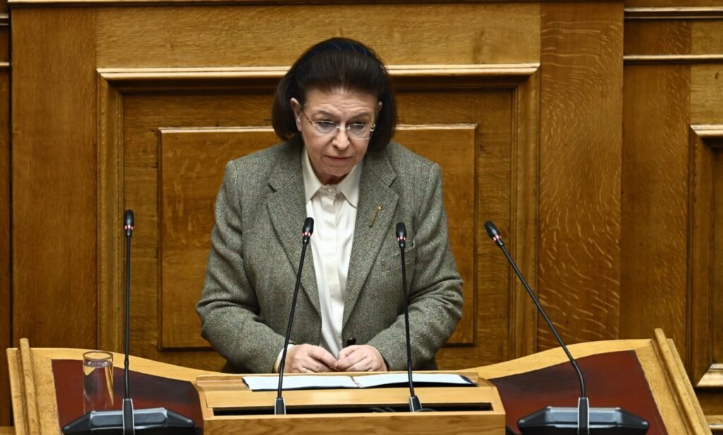 Μενδώνη: Καθήκον της Δημοκρατίας να αποδοκιμάζει τους πολιτικούς επιγόνους του Ναζισμού