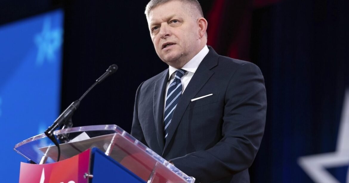 Φίτσο και Λευκός Οίκος διαψεύδουν το Politico για την «επικίνδυνη ψυχική υγεία» του Τραμπ