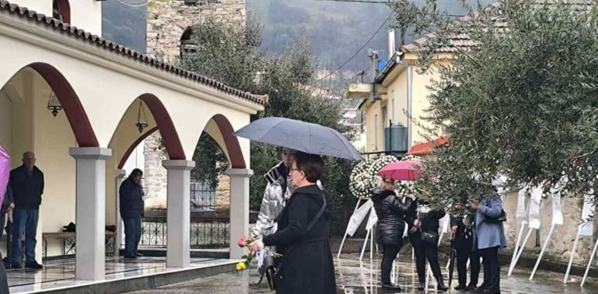 Τραγωδία στη «Βιολάντα»: Βουβός πόνος στην κηδεία της άτυχης Αναστασίας στο Γριζάνο – BINTEO