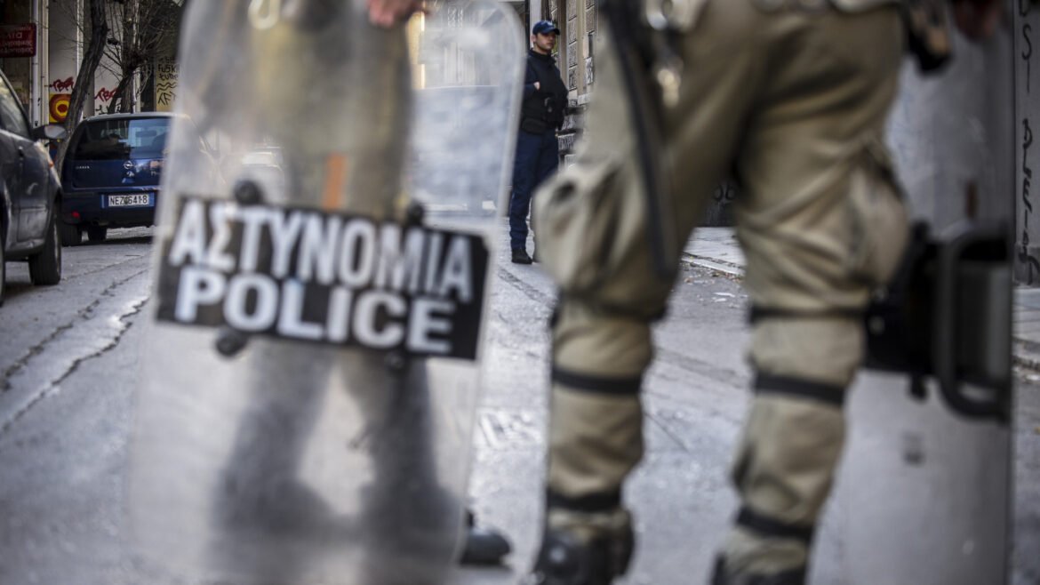 Τετραήμερη απαγόρευση συγκεντρώσεων στο κέντρο της Αθήνας λόγω της επετείου των Ιμίων