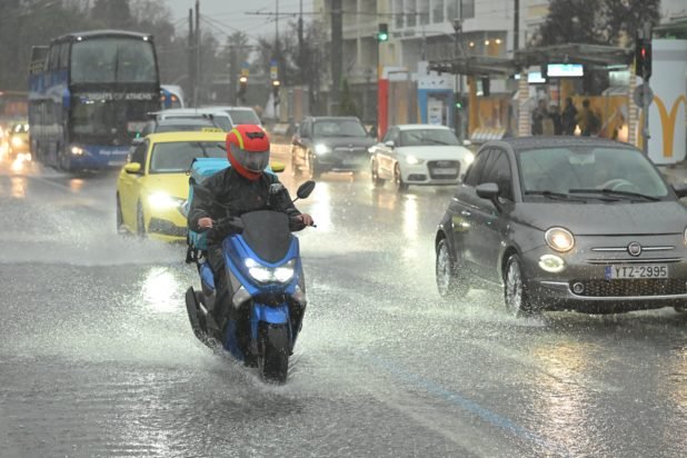 Σε δύο φάσεις η κακοκαιρία στην Αττική – Ποιες ώρες θα «χτυπήσει»