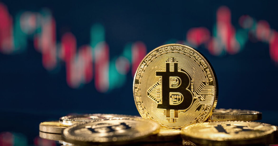 Kάτω από τα 80.000 δολάρια το Bitcoin, στα χαμηλότερα επίπεδα 9 μηνών 