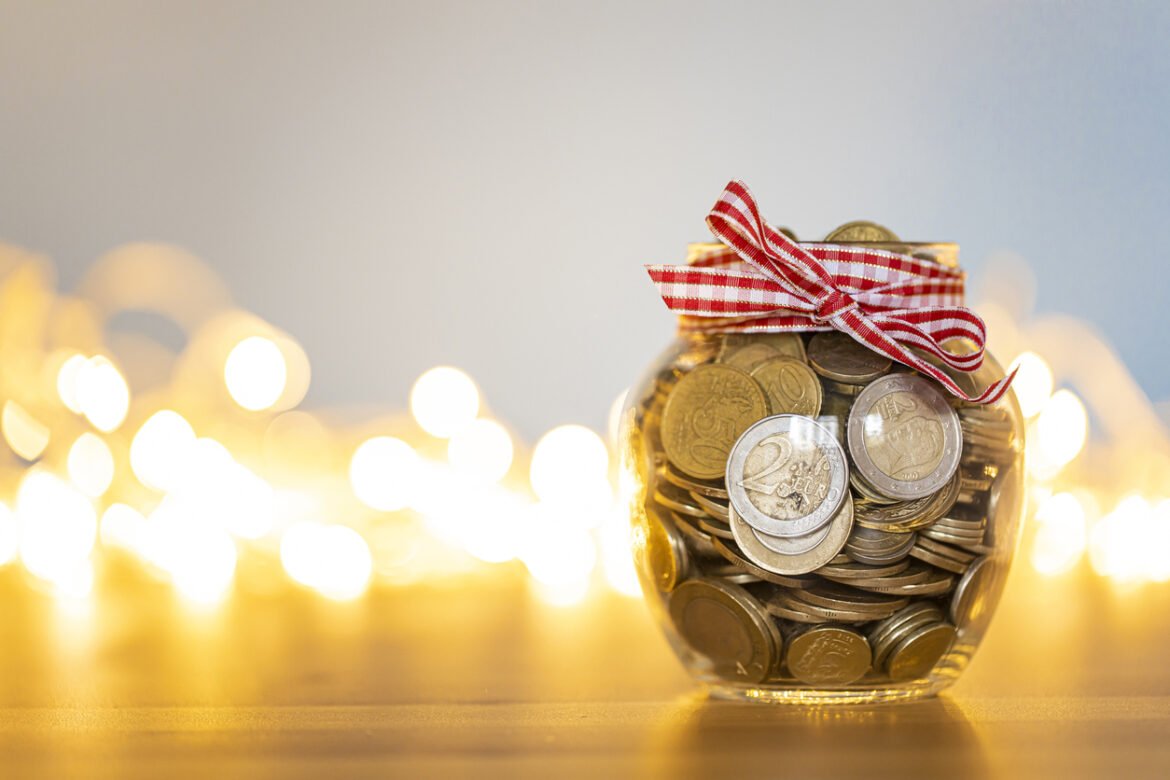 Οι δισεκατομμυριούχοι αυξάνουν τις φιλανθρωπίες λόγω των φορολογικών κινήτρων Τραμπ