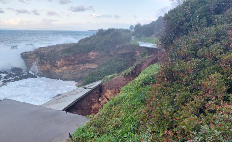 Δυτική Μάνη: Κατέρρευσε από την κακοκαιρία τμήμα του ποδηλατόδρομου Στούπας – Αγίου Νικολάου