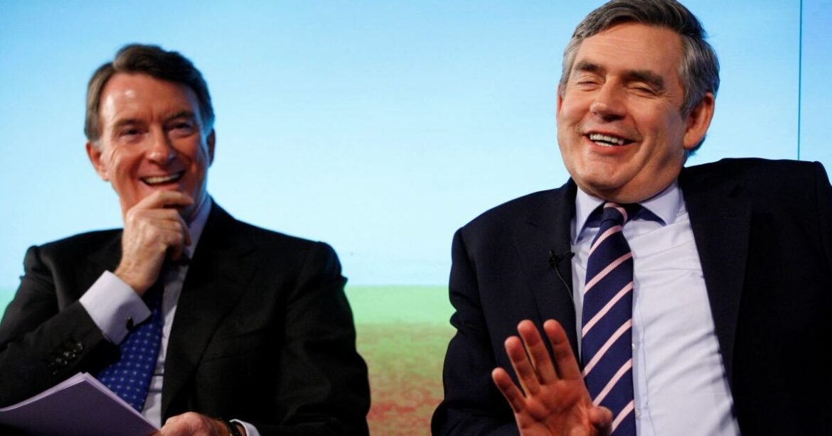 Σοκ στη Βρετανία: Ο Μάντελσον διέρρεε στον Έπσταϊν οικονομικές πληροφορίες για την κρίση του 2008 – 2009