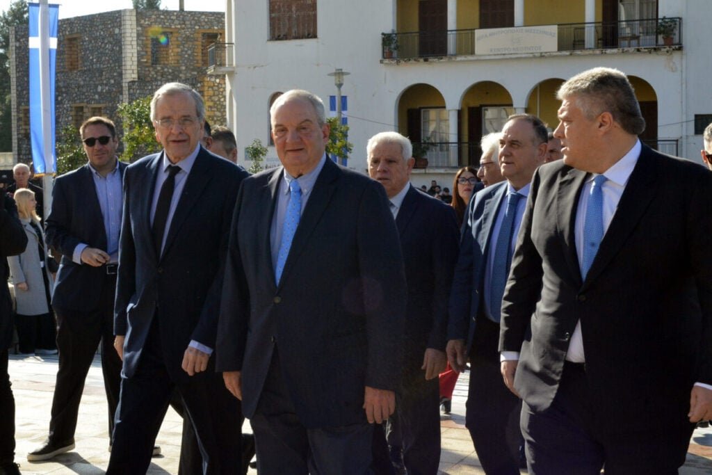 Καραμανλής – Σαμαράς: η συμπόρευση πήγε Καλαμάτα