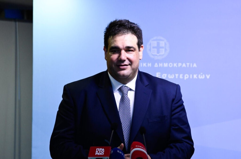 Λιβάνιος: Πώς θα ψηφίζουν οι ετεροδημότες, μέσω τάμπλετ, στις αυτοδιοικητικές εκλογές από τον τόπο κατοικίας τους