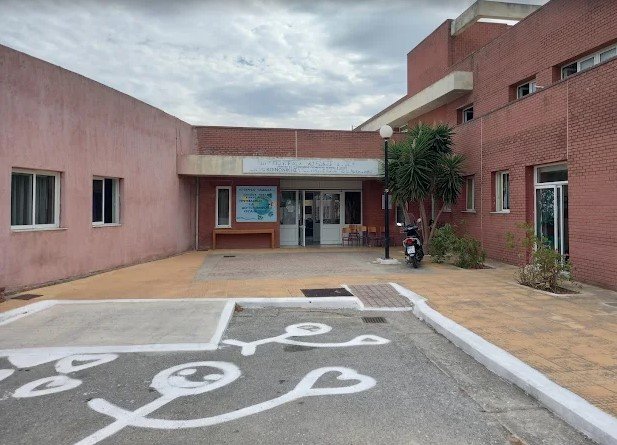 Κλειστό για τρεις ημέρες το Ειδικό Σχολείο Σάμου: «Κάθε έλλειψη είναι κίνδυνος», λένε οι γονείς – Τι