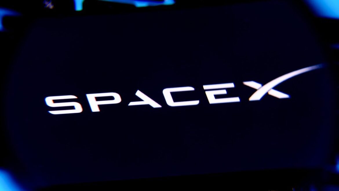 SpaceX και xAI: Ο Elon Musk συγχωνεύει τις εταιρείες του για να χτίσει κέντρα δεδομένων στο διάστημα