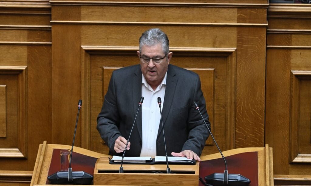 Βουλή: Απορρίφθηκε η άρση ασυλίας του Δημήτρη Κουτσούμπα
