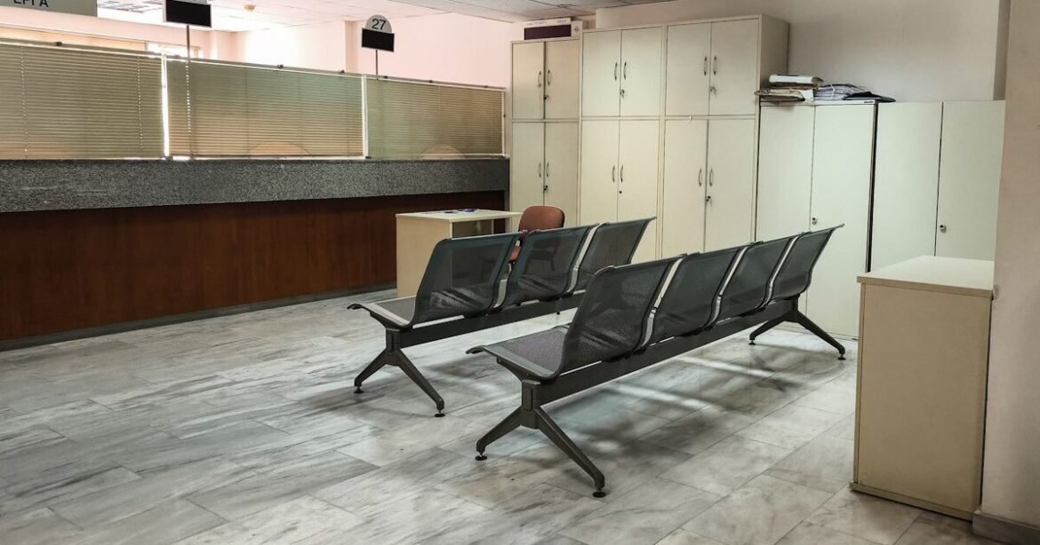 Μοντέλο ΕΦΚΑ στις συναλλαγές με το Δημόσιο: Τέλος στις καθυστερήσεις για βεβαιώσεις, πιστοποιητικά και αυτοψίες