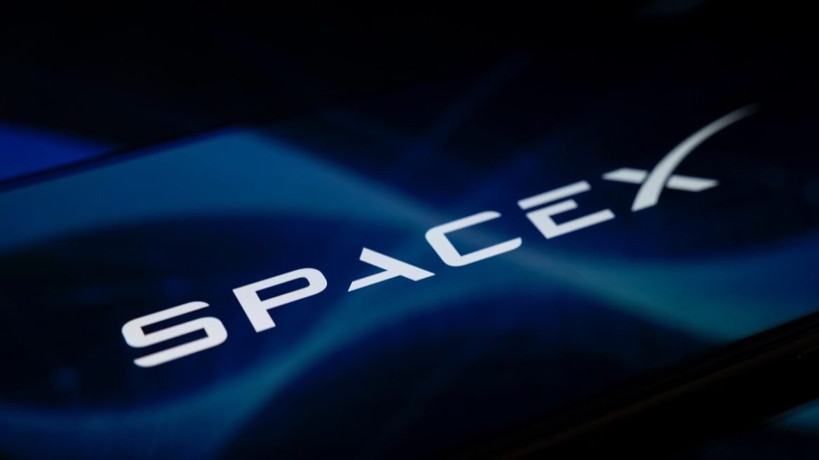 SpaceX και Amazon: Σκληρό «μπρα ντε φερ» για τους δορυφόρους Leo