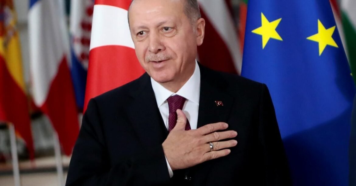 Άνοιγμα ΕΕ σε Τουρκία: «Είναι πολύ σημαντικός εταίρος, κομβικός ο ρόλος της και για την Ουκρανία»