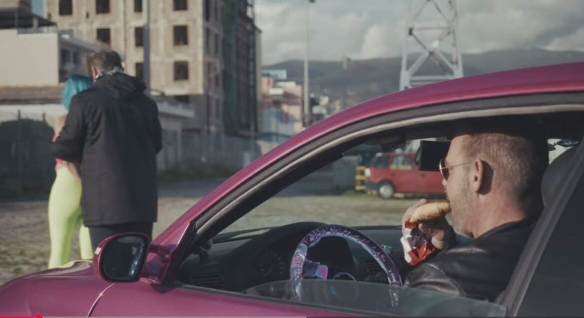 Καλαμάτα: Θύελλα αντιδράσεων για διαφημιστικό σποτ για το καρναβάλι – «Κατάπτυστο, να αποσυρθεί άμεσα» ΒΙΝΤΕΟ