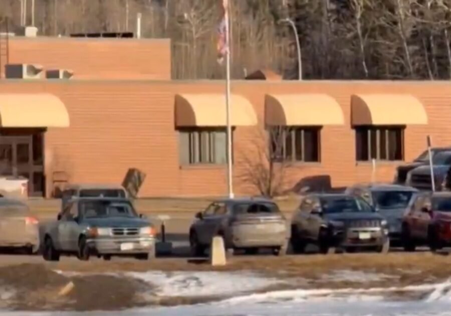 Καναδάς: Βίντεο από τις πρώτες στιγμές μετά το μακελειό στο σχολείο του Τάμπλερ Ριτζ