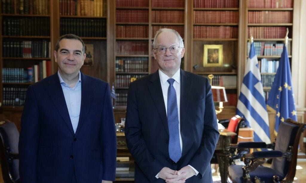 Ο Τσίπρας στο Προεδρικό, τι είπε με Τασούλα