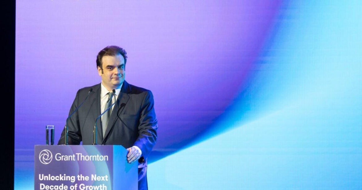 Πιερρακάκης: Με τους γείτονες μας συνομιλούμε «επί ίσοις όροις» – Σημαντικές συμφωνίες για να ενισχύσουμε τις εμπορικές μας σχέσεις