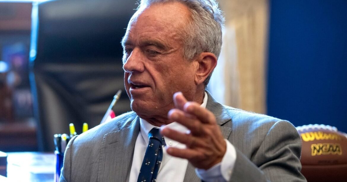 Ρόμπερτ Κένεντι Τζούνιορ: «Δεν φοβάμαι τα μικρόβια, κάποτε σνίφαρα κοκαΐνη από καπάκια τουαλέτας»