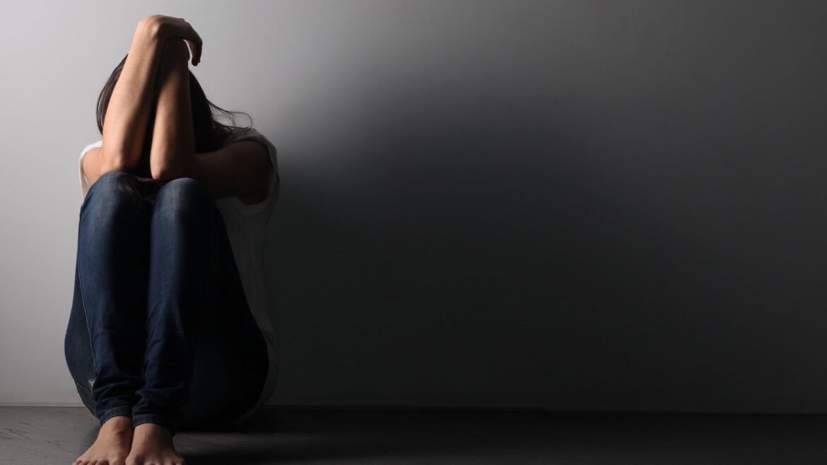 Συγκλονίζει η μαρτυρία πατέρα για την αυτοκτονία της 16χρονης κόρης του: «Γιατί παιδάκι μου, γιατί δε μου