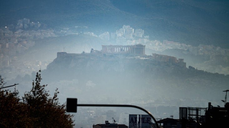 Καιρός: Ηλιοφάνεια σήμερα με αφρικανική σκόνη στο μεγαλύτερο μέρος της χώρας – Πού θα βρέξει