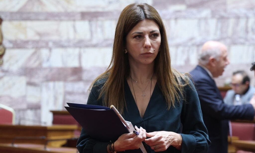 Ζαχαράκη: «Ο διάλογος για την Παιδεία δεν γίνεται με ανακοινώσεις, αλλά με συμμετοχή»