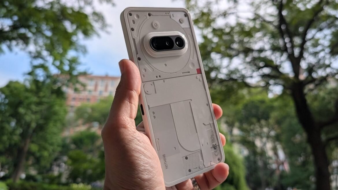 H Nothing «προκαλεί» την Apple: Ανακοίνωσε event στις 5 Μαρτίου για το Phone 4a