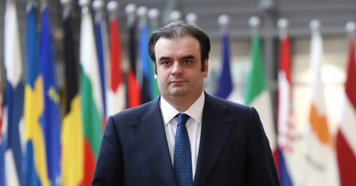 Πιερρακάκης: Ο διεθνής ρόλος του ευρώ, στρατηγική απάντηση στις γεωοικονομικές προκλήσεις