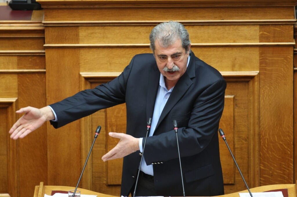 Ηρθη (ξανά) η ασυλία Πολάκη – στην υπεράσπισή του ο Παππάς – «Μα καλά, βάλατε τον καταδικασμένο με 13 – 0;» αντέδρασε η ΝΔ