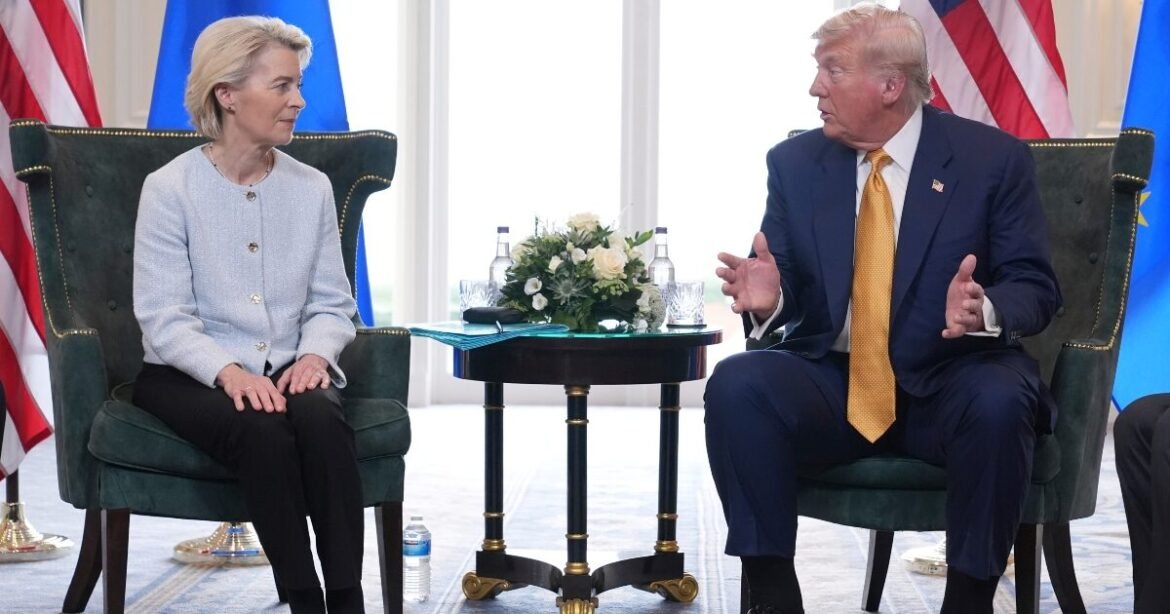 Politico: Απειλές Τραμπ για αντίποινα στην Ευρώπη εάν δεν αγοράζει και αμερικανικά όπλα