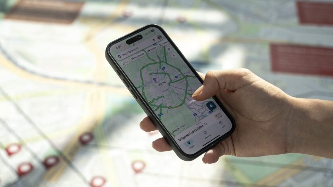 Google Maps: Τέλος στις κριτικές και τις φωτογραφίες για όσους δεν συνδέονται σε λογαριασμό