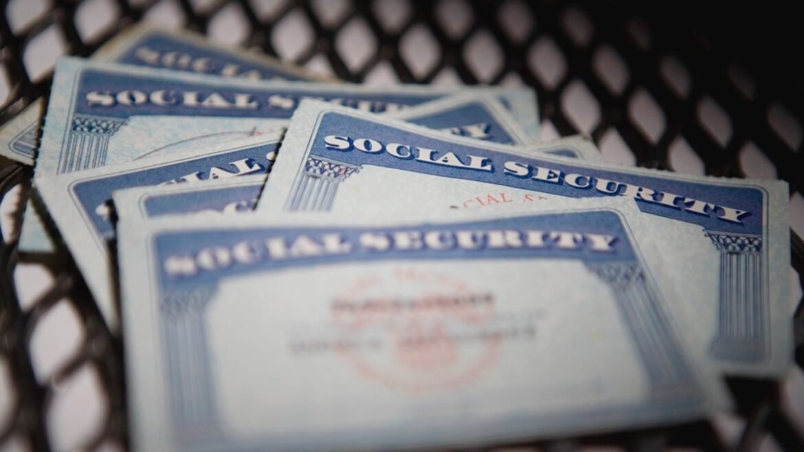 Ψηφιακός εφιάλτης: Εκτεθειμένη βάση δεδομένων με 1 δισεκατομμύριο αριθμούς κοινωνικής ασφάλισης