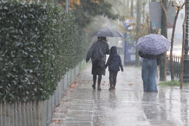 Αττική: Το γιγάντιο νέφος που προκάλεσε την ισχυρή χαλαζόπτωση – Η πρόγνωση του καιρού για Καθαρά Δευτέρα