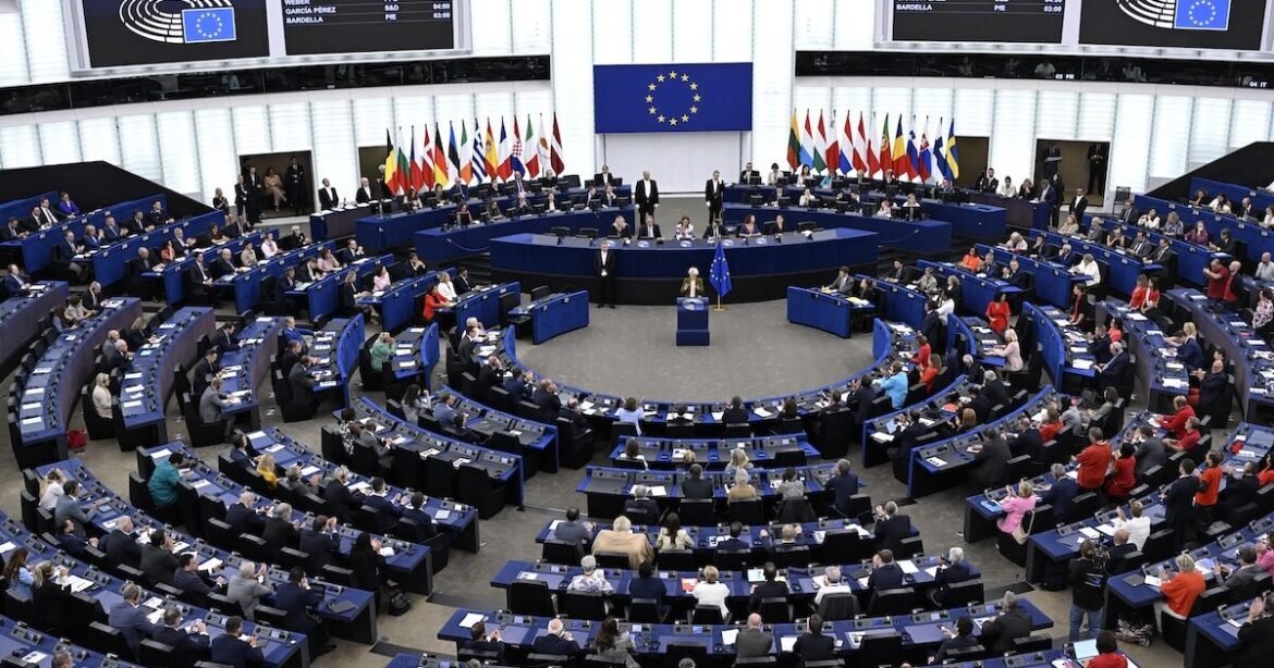 Στον «πάγο» η εμπορική συμφωνία Ε.Ε. – ΗΠΑ μετά τις νέες απειλές του Τραμπ