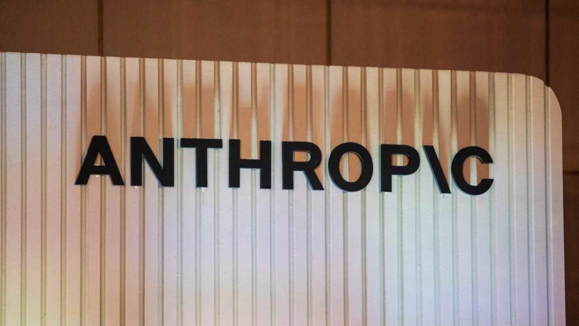 Anthropic: «Πόλεμος» με την Κίνα για την κλοπή εμπορικών μυστικών του Claude