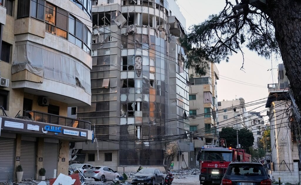 Το Ιράν χτύπησε διυλιστήριο στη Σαουδική Αραβία – Επίθεση πολλών ημερών στη Χεζμπολάχ από το Ισραήλ – LIVE BLOG