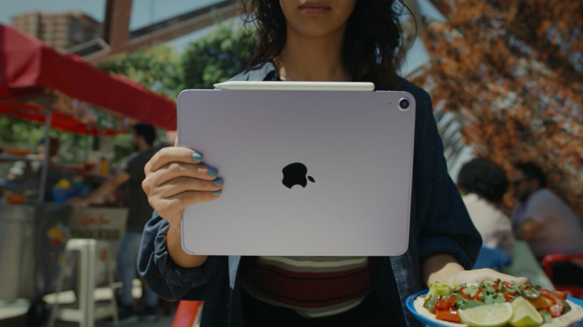 Νέο iPad Air M4: Η Apple κάνει την έκπληξη με 12GB RAM και Wi-Fi 7