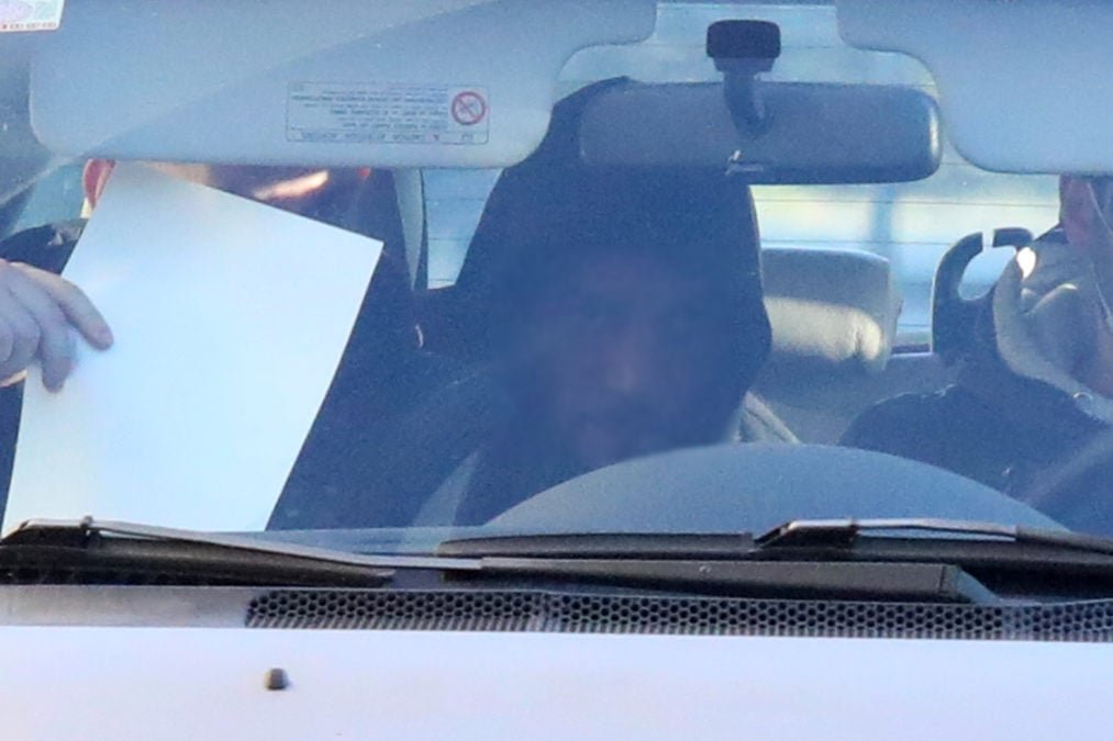 Κολωνός: Προσωρινά κρατούμενος ο 38χρονος για ενδοοικογενειακή βλάβη – Αποσύρθηκε η κατηγορία ανθρωποκτονίας