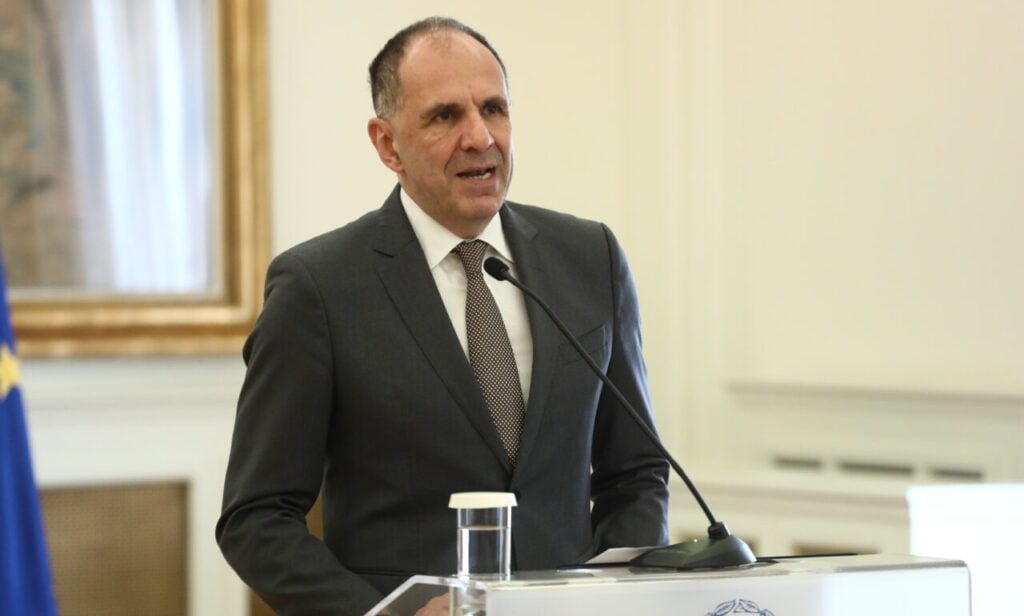 Γεραπετρίτης στη συνάντηση ΥΠΕΞ της ΕΕ: Διπλωματία αντί πολέμου και στήριξη στην Κύπρο