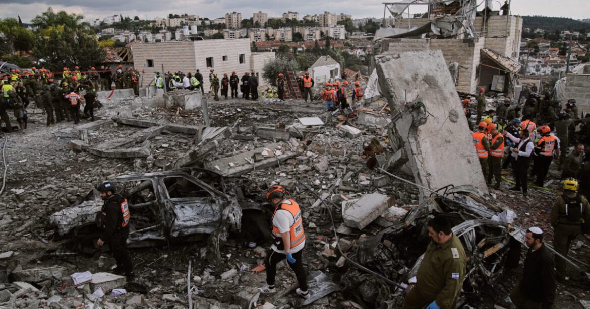 Μεγάλη έκρηξη στη μαρίνα του Άμπου Ντάμπι – Βομβαρδίζεται ξανά η Τεχεράνη – LIVE BLOG