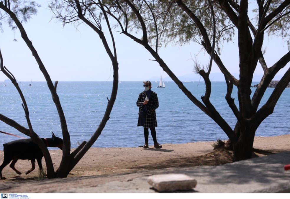 Καιρός: Ηλιοφάνεια με πρόσκαιρες νεφώσεις σήμερα – Αλλάζει το σκηνικό από αύριο, επιστρέφουν οι βροχές και