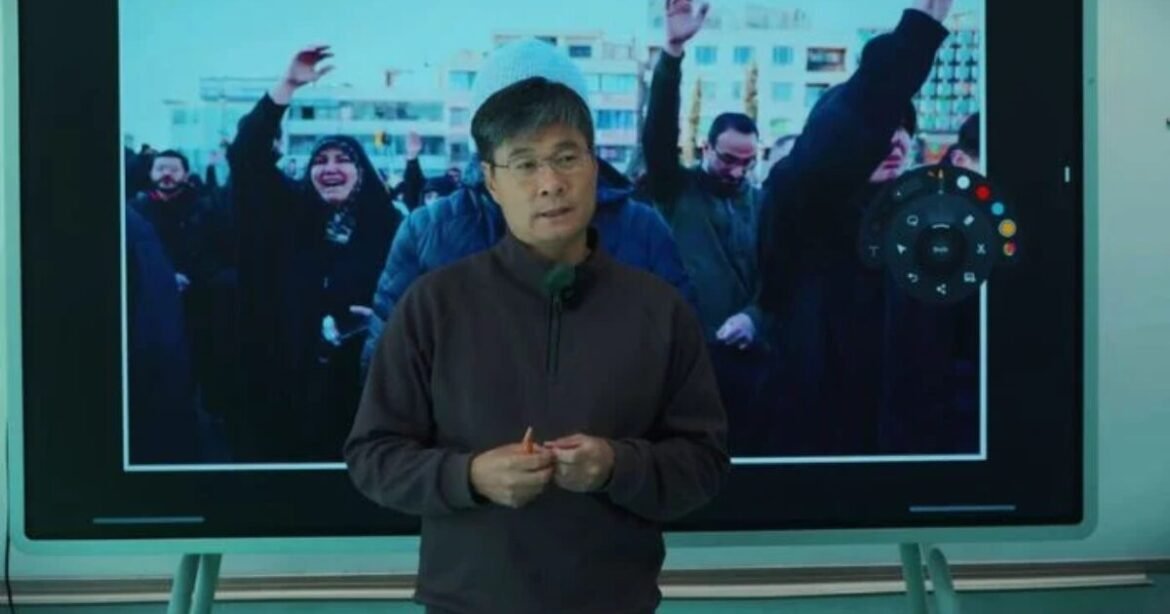 Τζιάνγκ Σουετσίν: «Το Ιράν θα κερδίσει τις ΗΠΑ» – Οι viral «προφητείες» του «Κινέζου Νοστράδαμου»