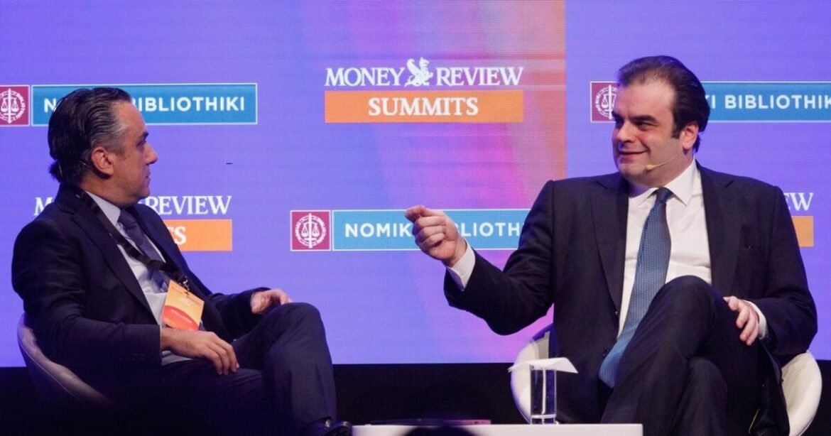 Πιερρακάκης: Κανένα νοικοκυριό και καμία επιχείρηση δεν θα μείνει μόνη – Αν χρειαστεί θα λάβουμε και άλλα μέτρα στήριξης