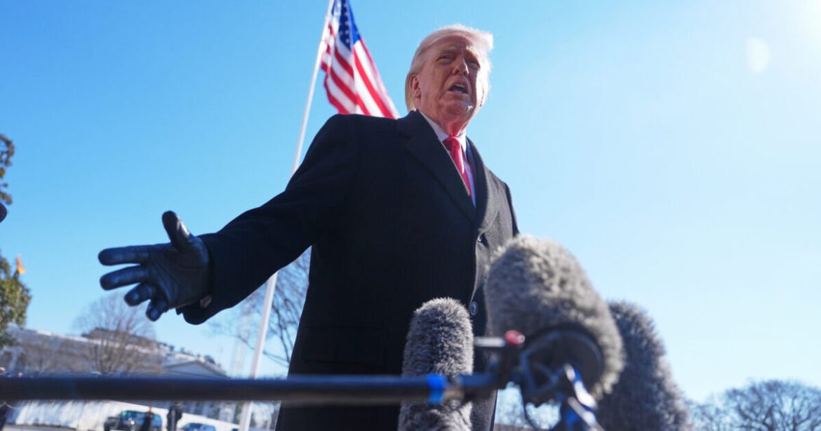 Ο Τραμπ προανήγγειλε «μεγάλο χτύπημα σήμερα στο Ιράν» – «Δείτε τι θα συμβεί στα παρανοϊκά καθάρματα»