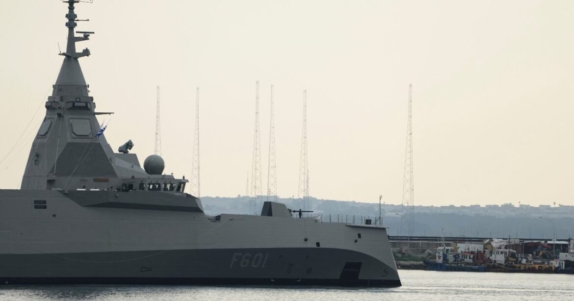 Hurriyet: «Η Ελλάδα περικυκλώνει την Τουρκία με δικαιολογία την κρίση στο Ιράν»