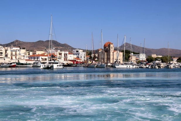 Αίγινα: Άμεση παρέμβαση του ΕΟΔΥ ζητούν κάτοικοι του νησιού – Συναγερμός για το νερό και την έξαρση